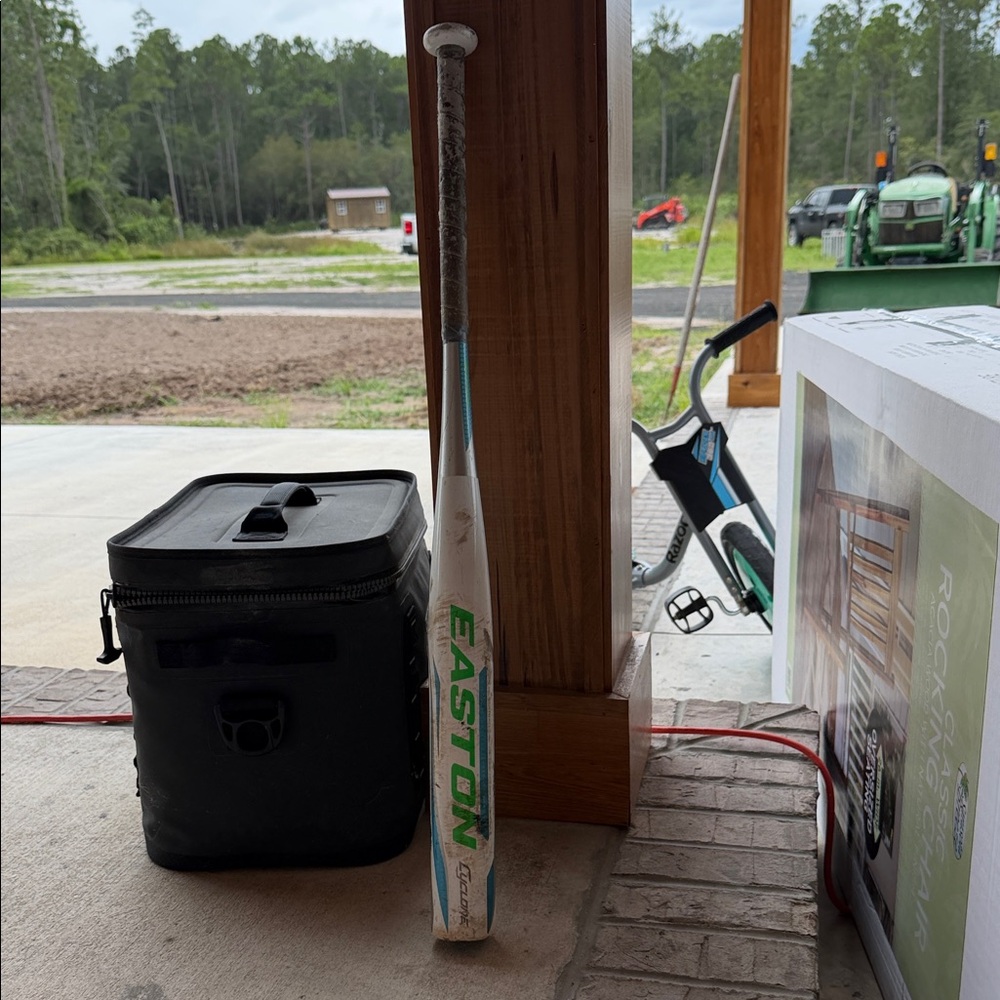 Easton fastpitch softball Bat